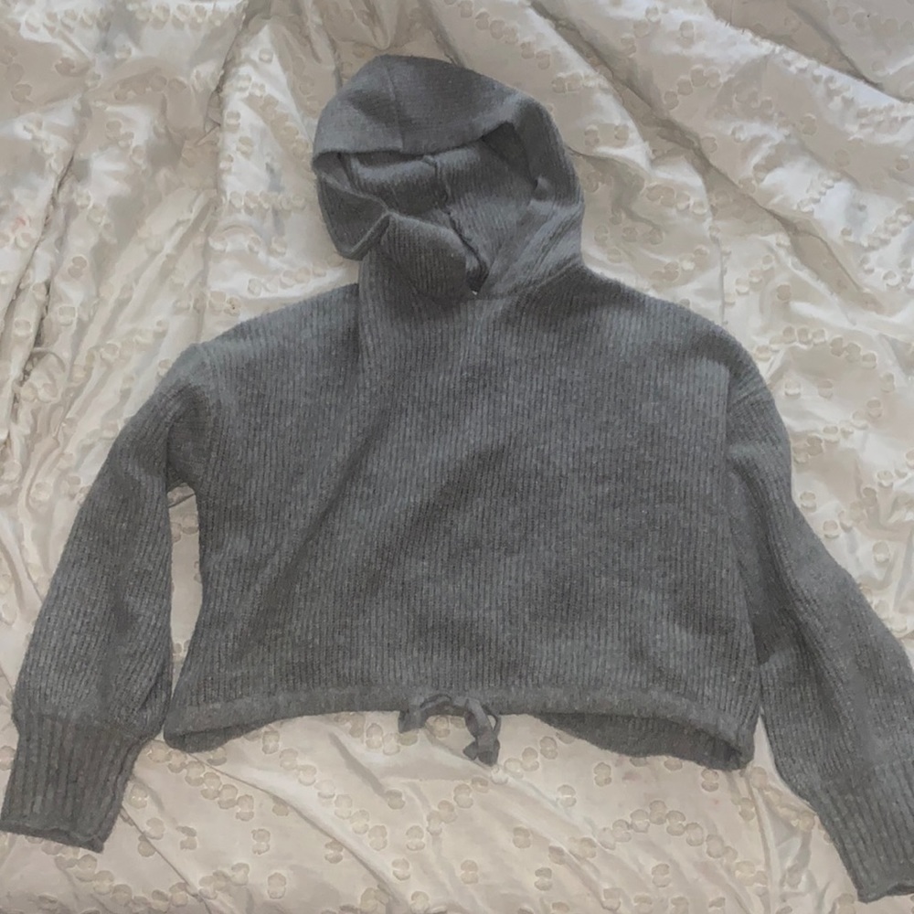 American eagle cropped grey hoodie